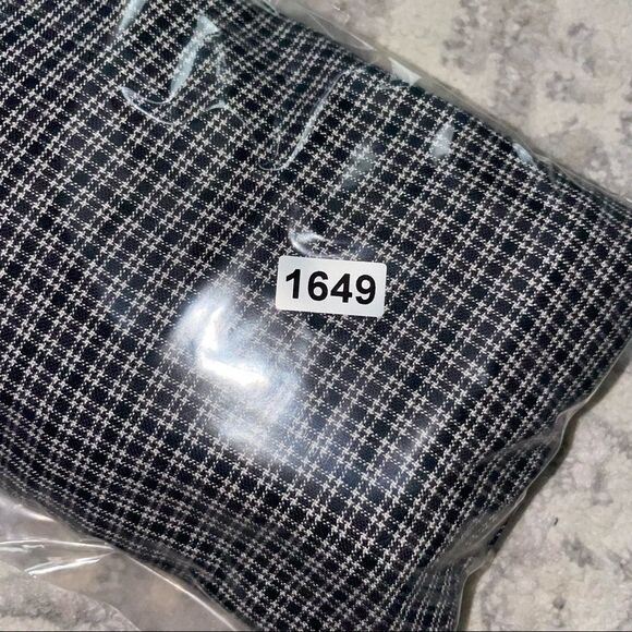 🚨 3 for $25 - AEO Plaid Mini Skirt - Picture 9 of 9